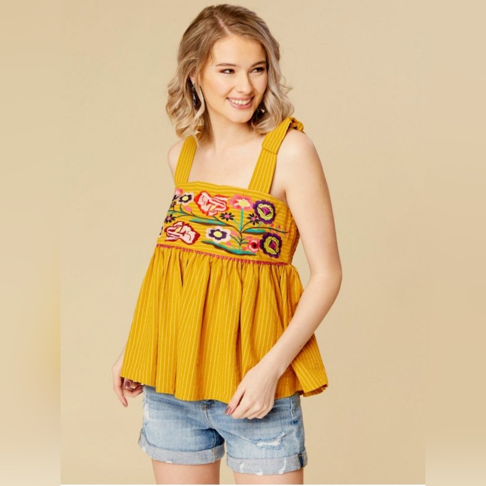 Altar`d state-nwot Addison Boho Embroidered Mustard Yellow top, size Large,
